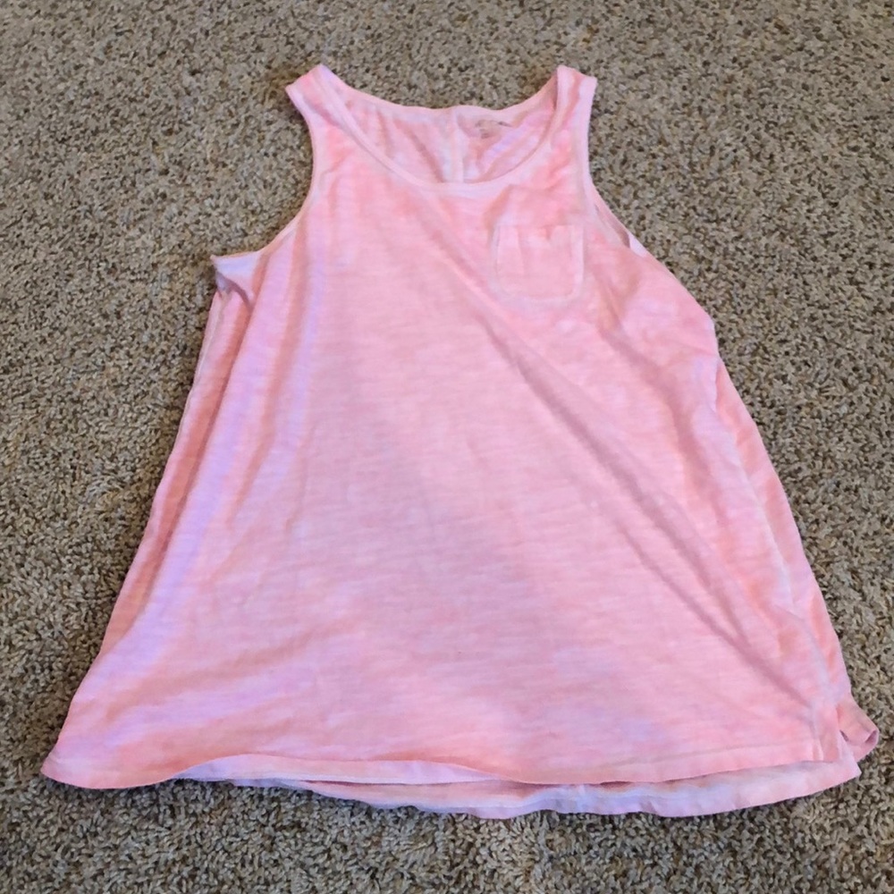 pink/orange tee with pocket